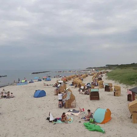 Cozy In Niehagen Germany Near Baltic Sea Beach شقة